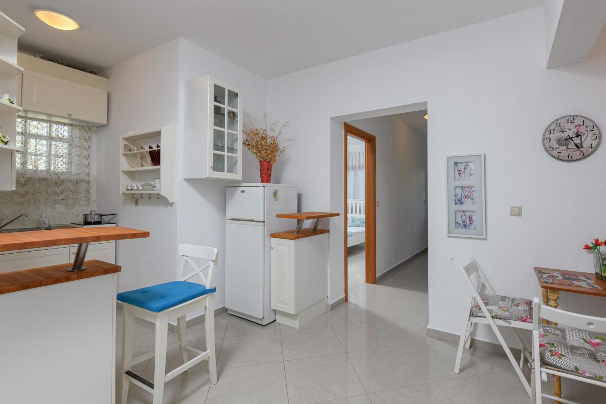Whitegold Apartments Panagia Панагия Стая снимка
