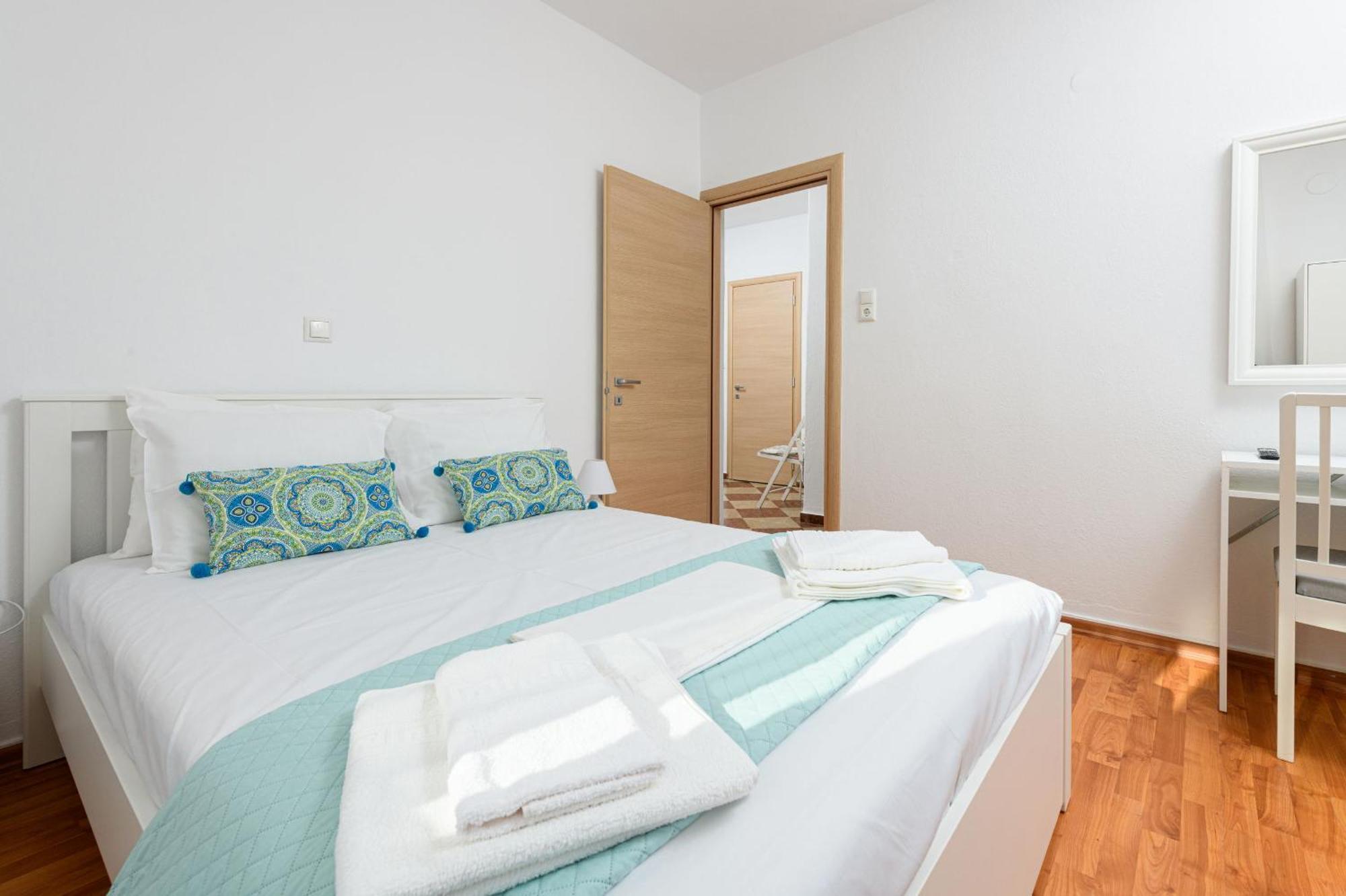 Whitegold Apartments Panagia Панагия Екстериор снимка
