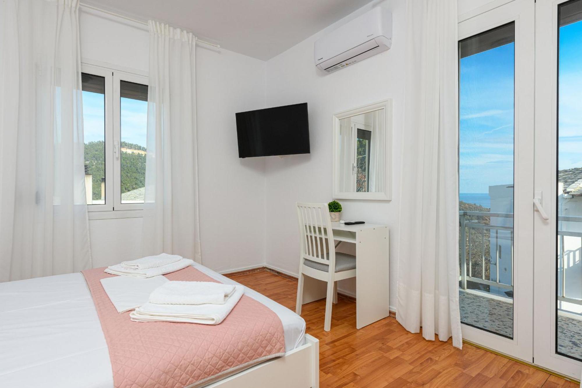 Whitegold Apartments Panagia Панагия Екстериор снимка