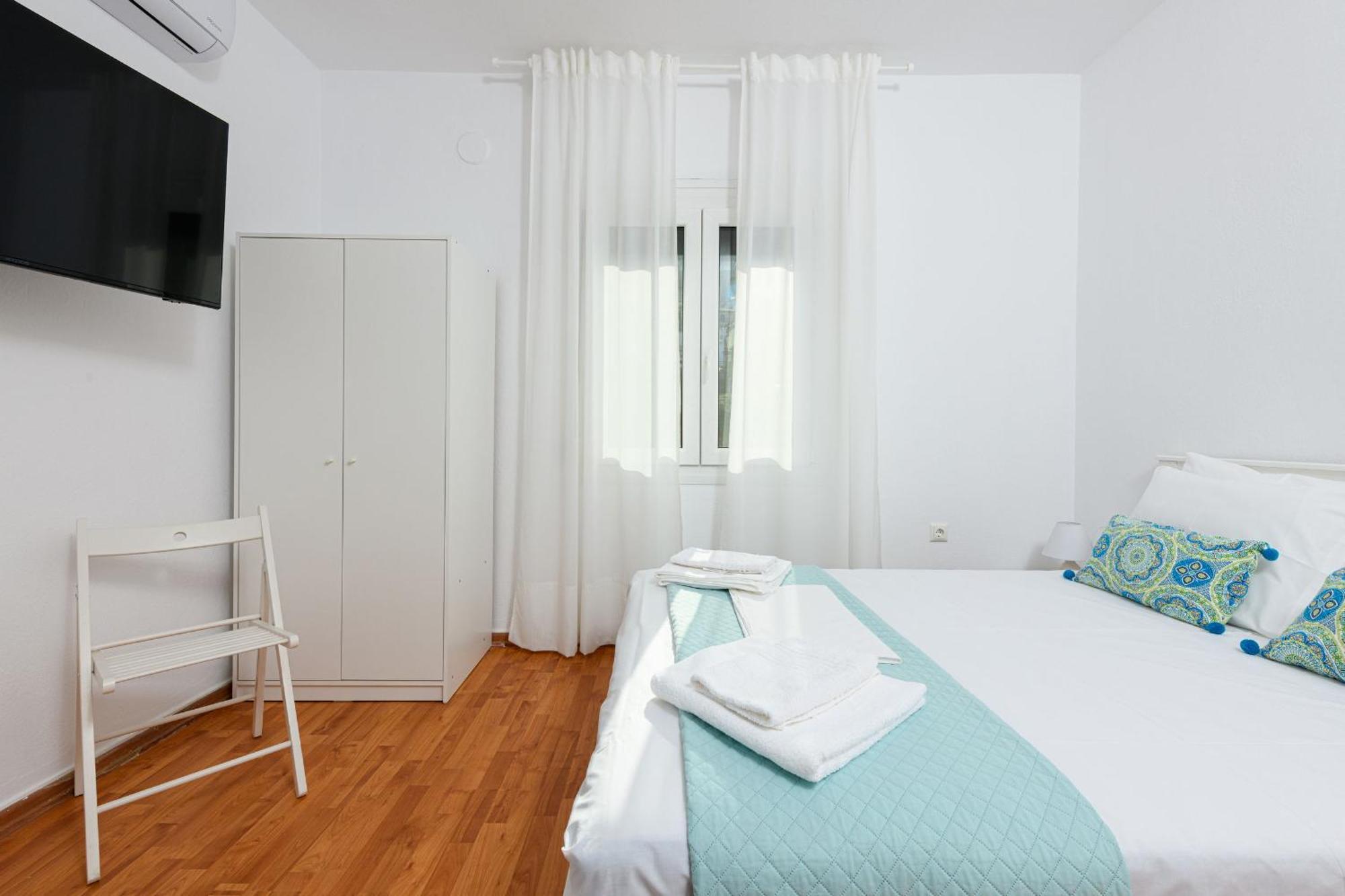 Whitegold Apartments Panagia Панагия Екстериор снимка