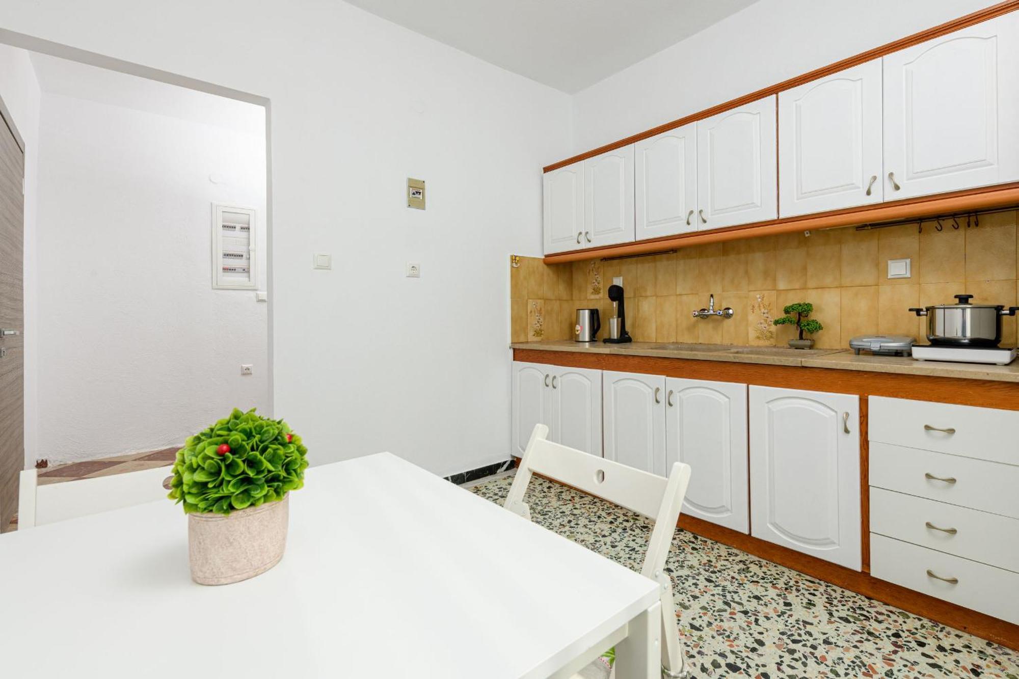 Whitegold Apartments Panagia Панагия Стая снимка