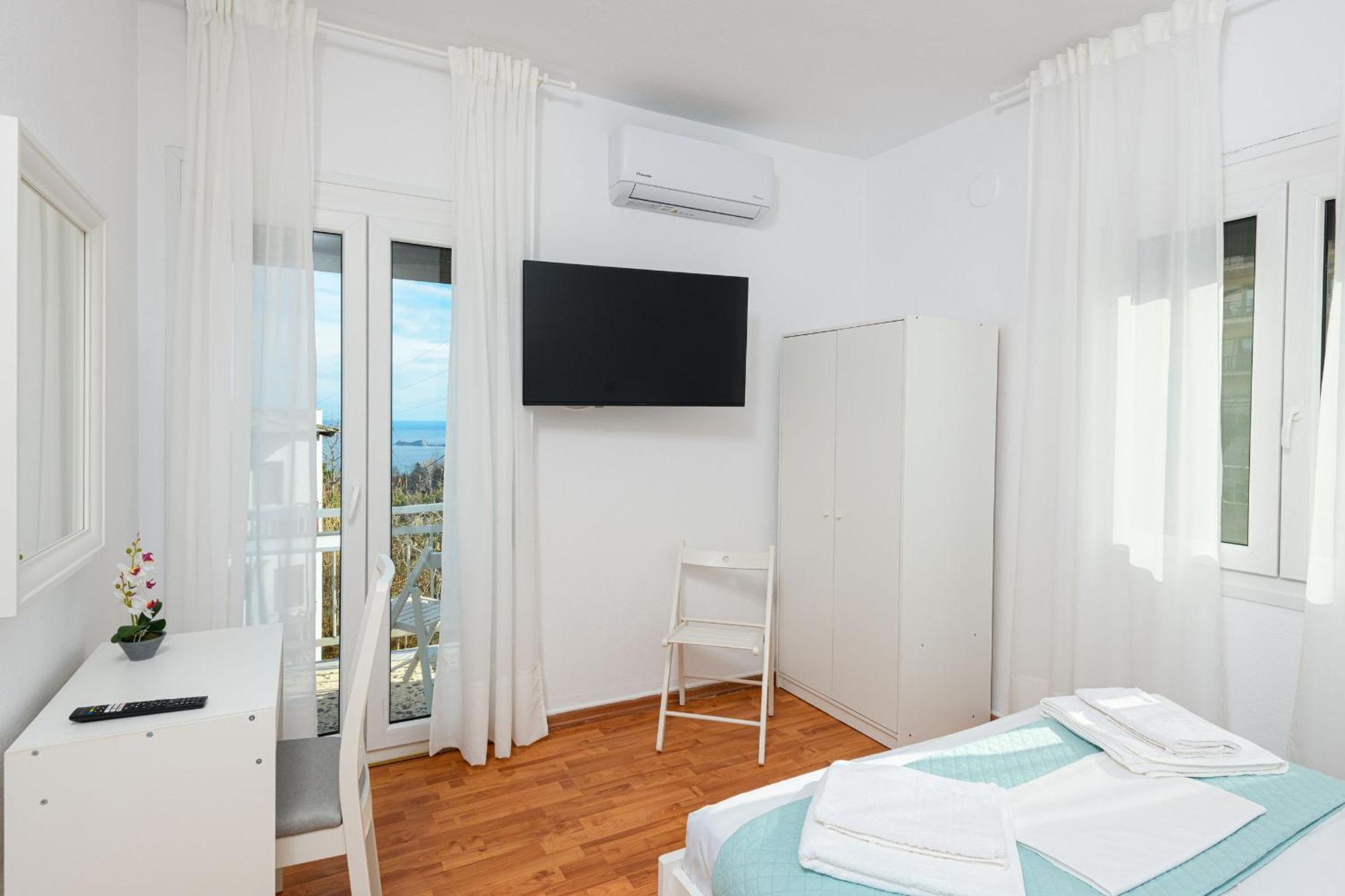 Whitegold Apartments Panagia Панагия Екстериор снимка