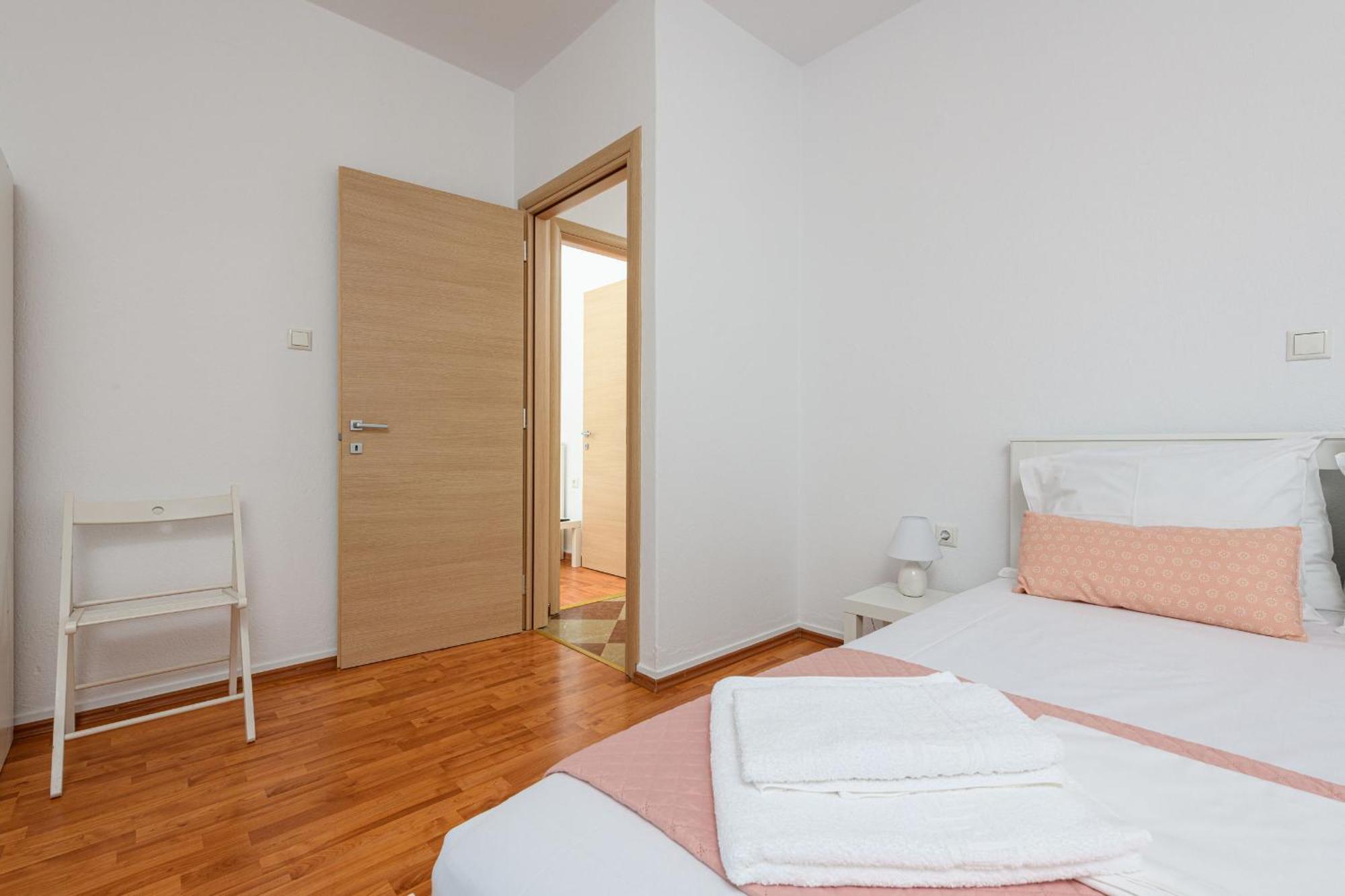 Whitegold Apartments Panagia Панагия Екстериор снимка
