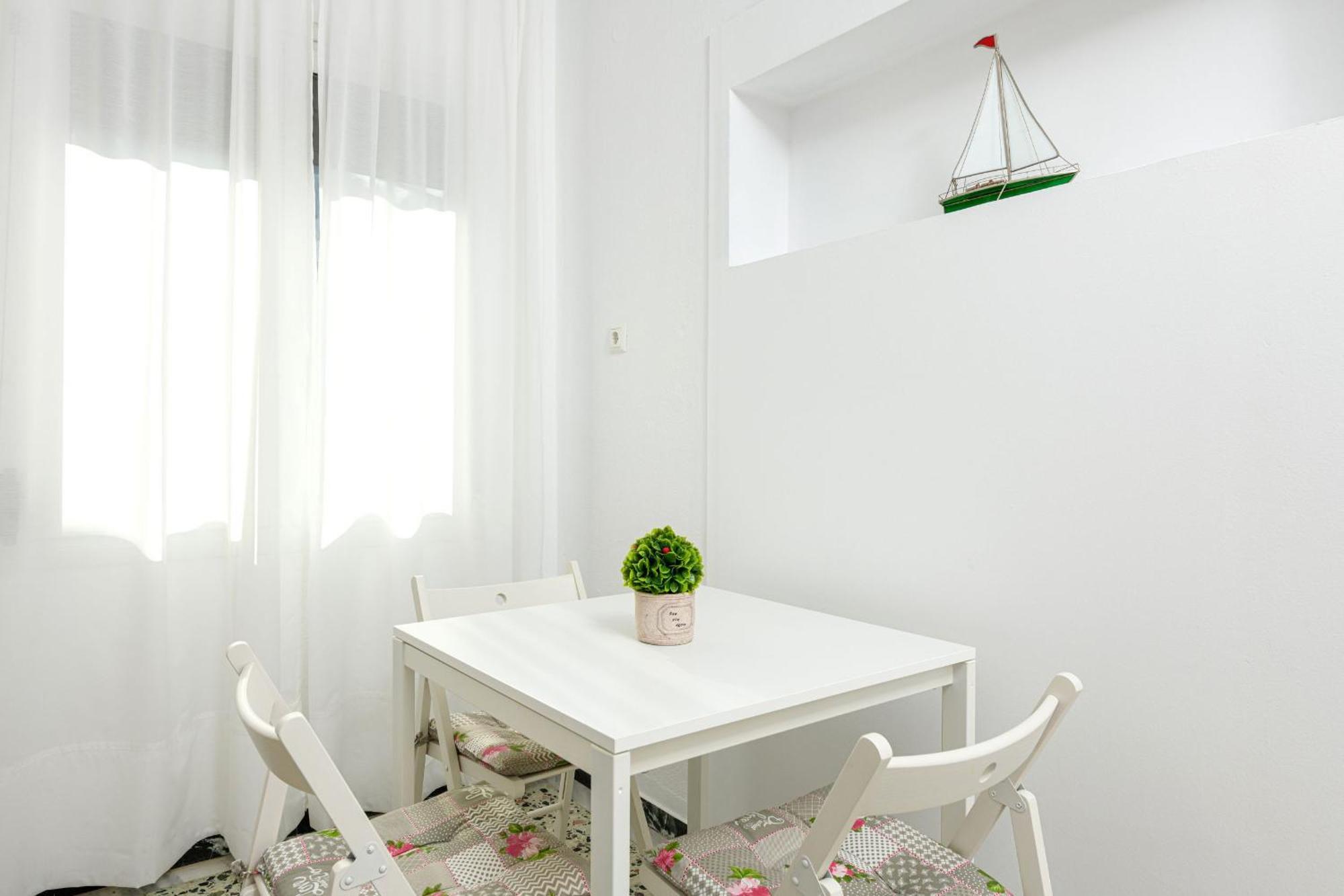 Whitegold Apartments Panagia Панагия Екстериор снимка