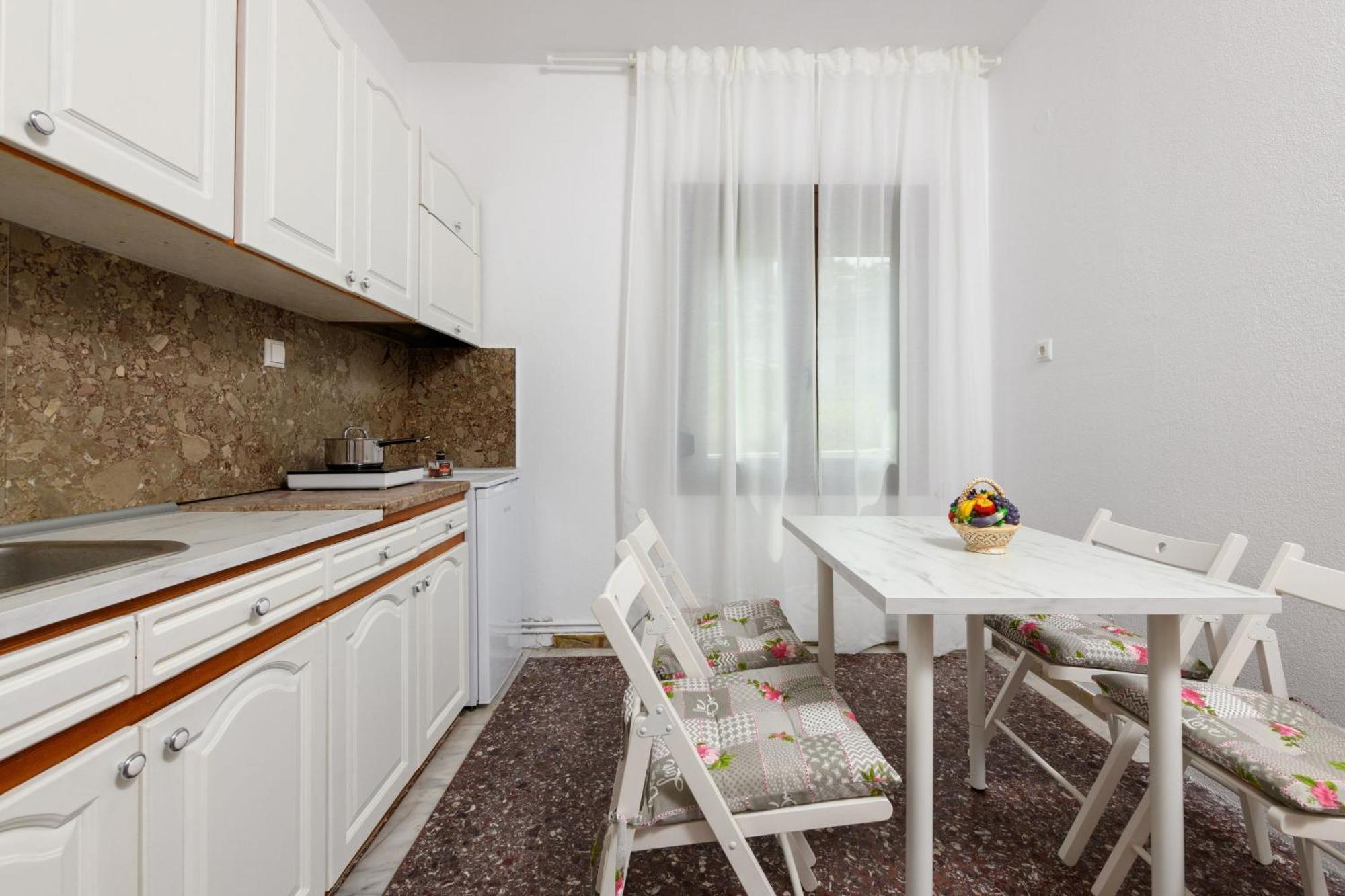 Whitegold Apartments Panagia Панагия Стая снимка