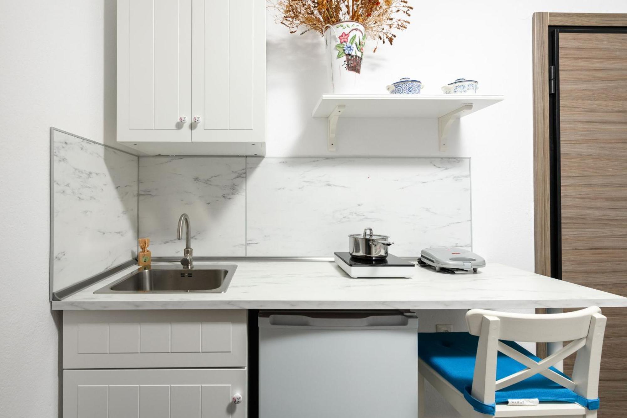 Whitegold Apartments Panagia Панагия Стая снимка